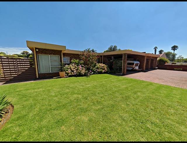 3 BEDROOM HOUSE FOR SALE IN VANDERBIJLPARK SW 2